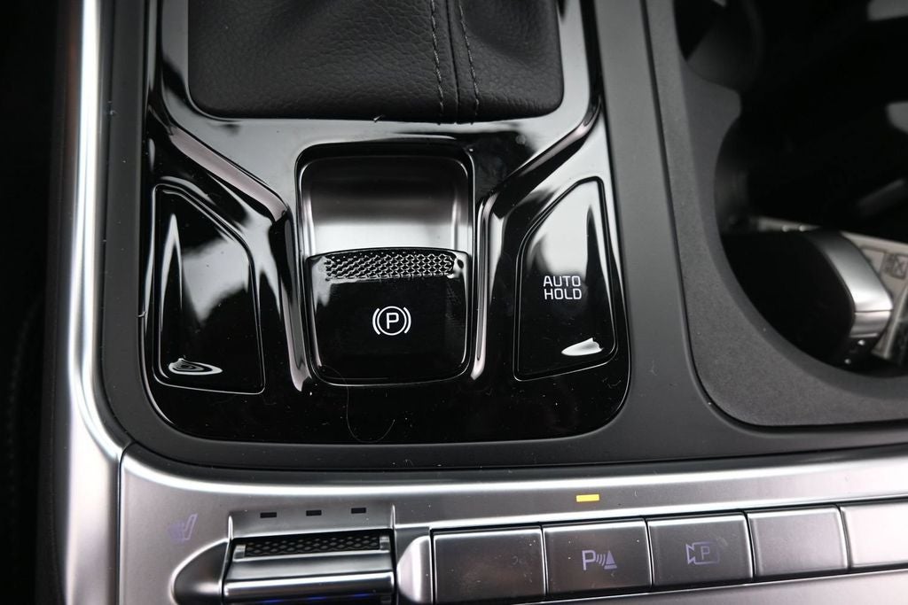 2027 Kia Carnival SX