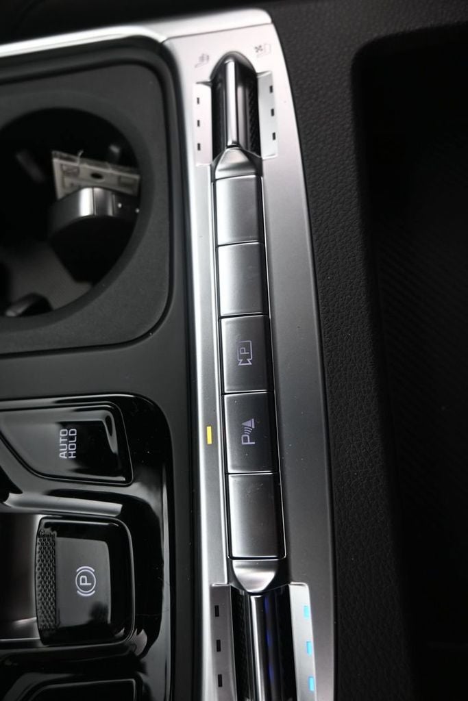 2027 Kia Carnival SX