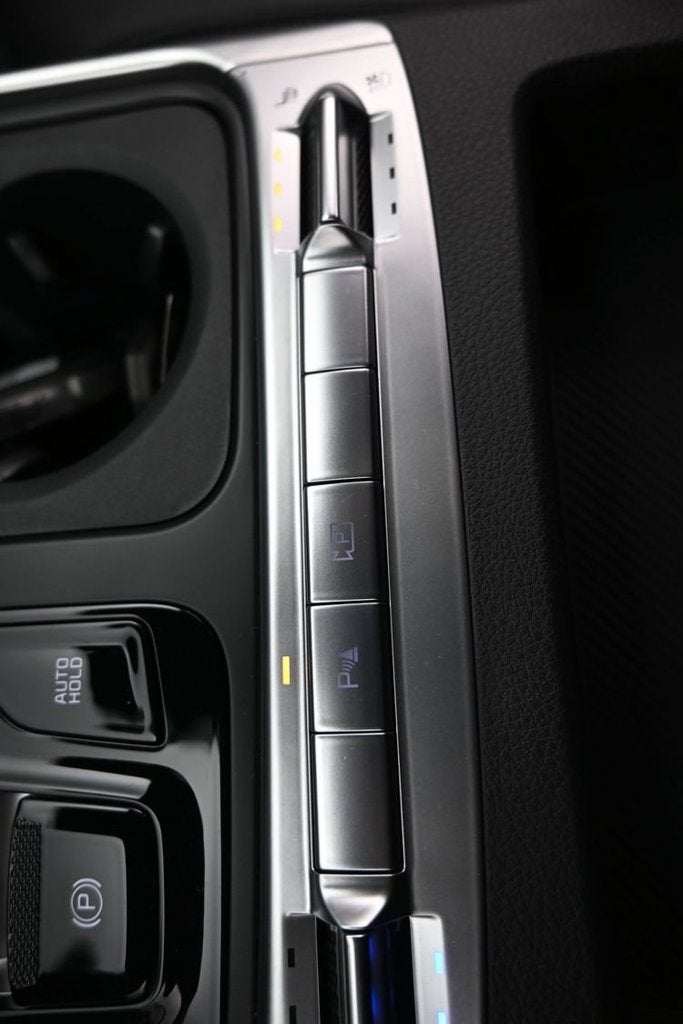 2027 Kia Carnival SX
