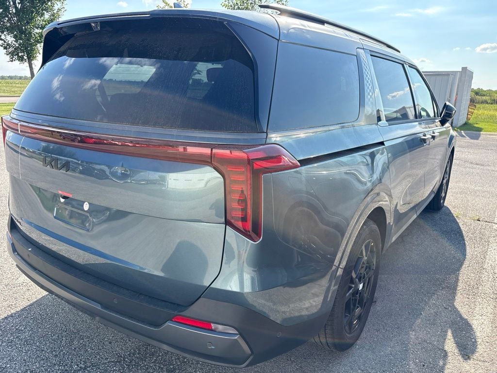 2027 Kia Carnival SX