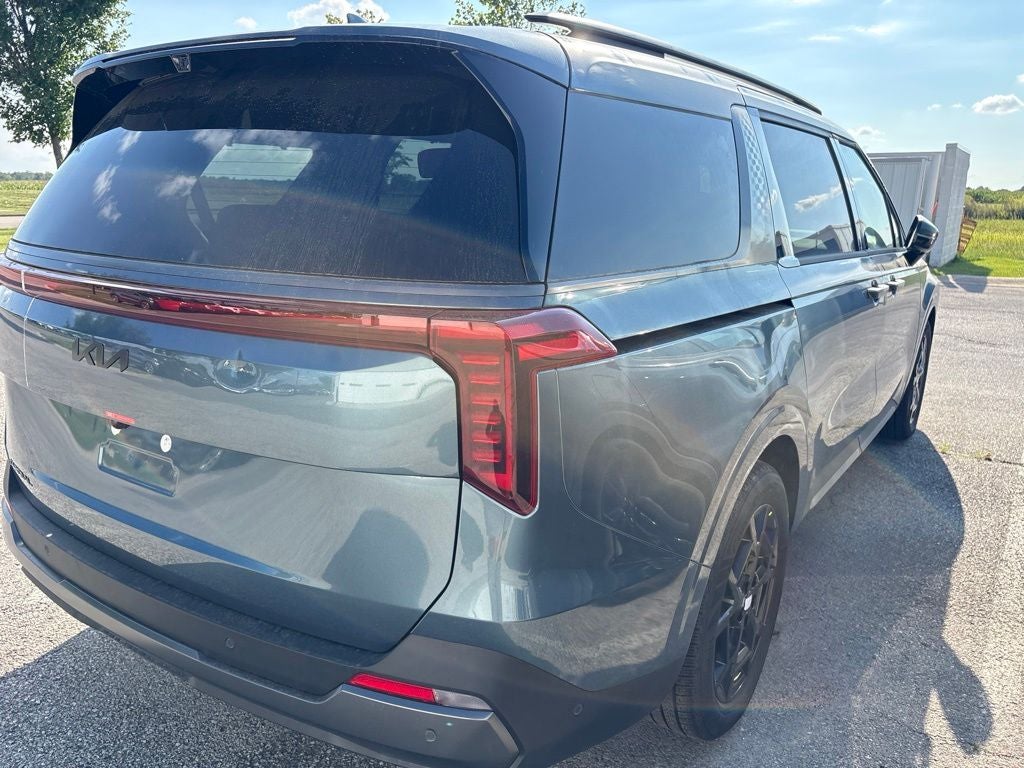 2027 Kia Carnival SX