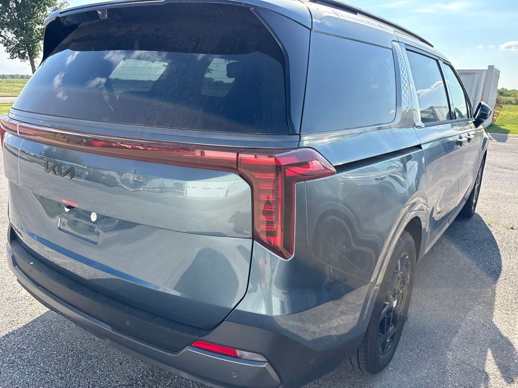 2027 Kia Carnival SX