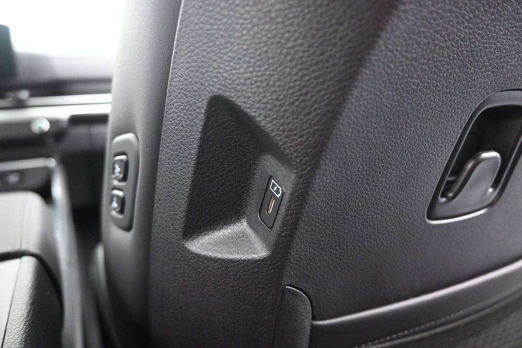2027 Kia Carnival Hybrid SX