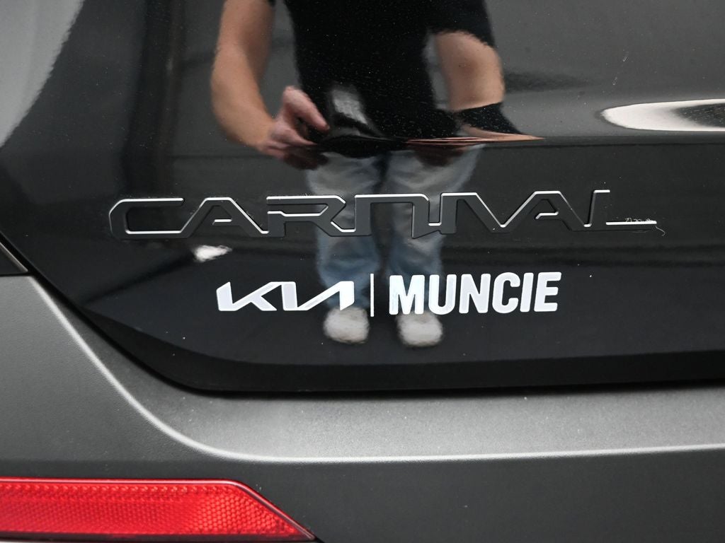 2026 Kia Carnival Hybrid SX