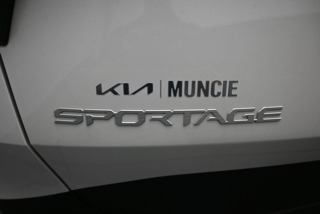 2026 Kia Sportage Hybrid S