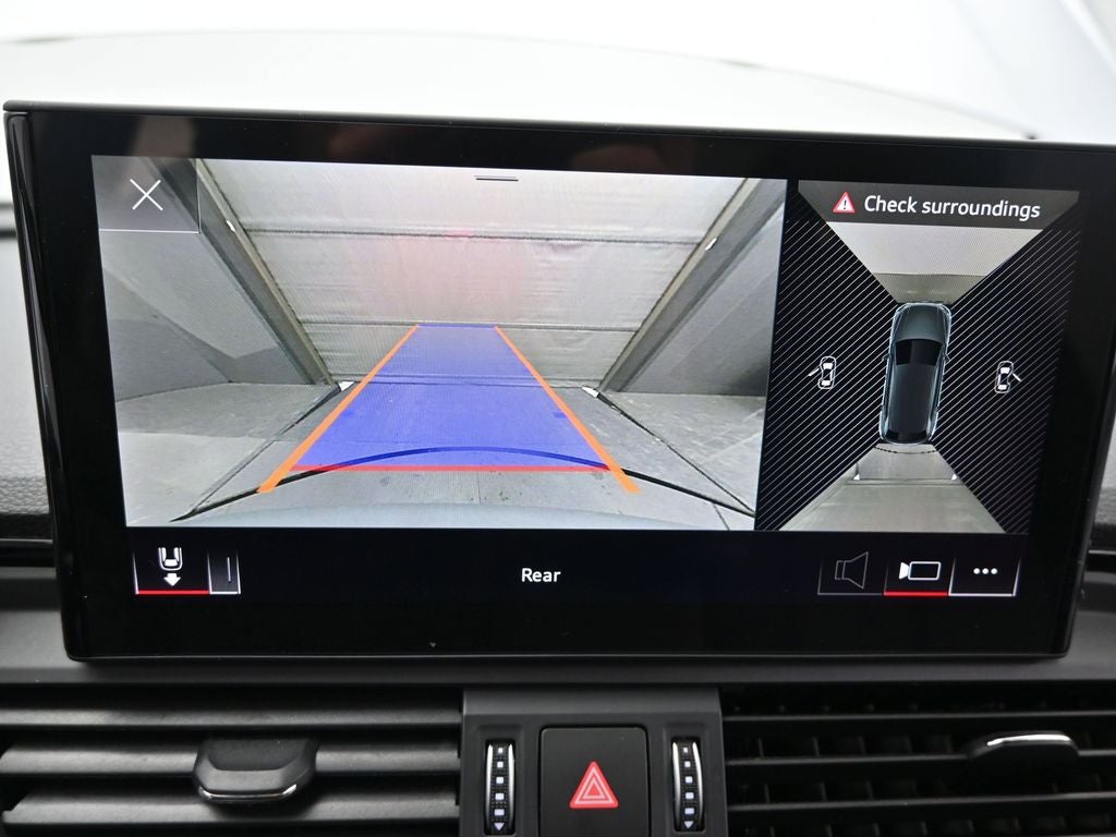 2023 Audi Q5 45 S line Premium quattro