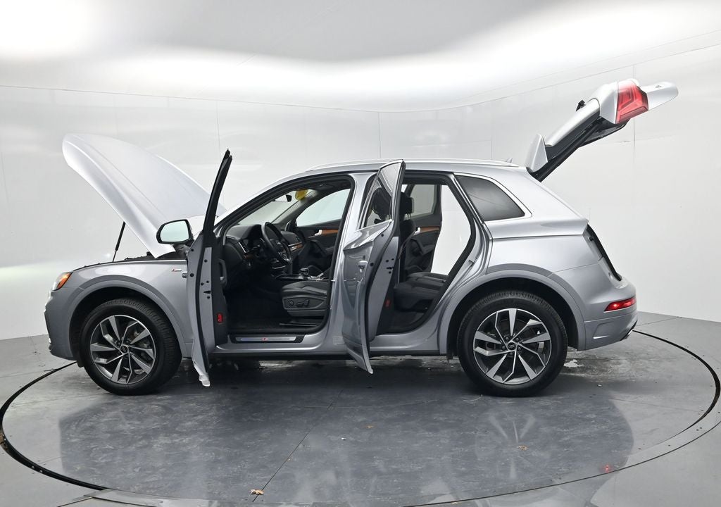 2023 Audi Q5 45 S line Premium quattro