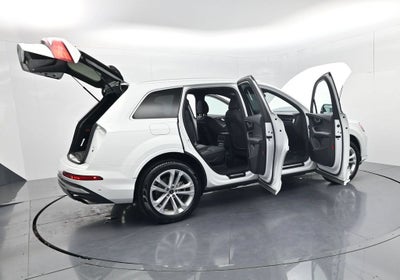 2025 Audi Q7 55 Premium Plus quattro