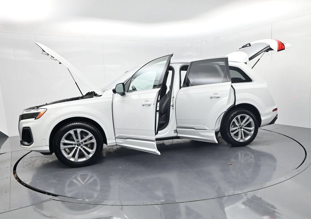 2025 Audi Q7 55 Premium Plus quattro