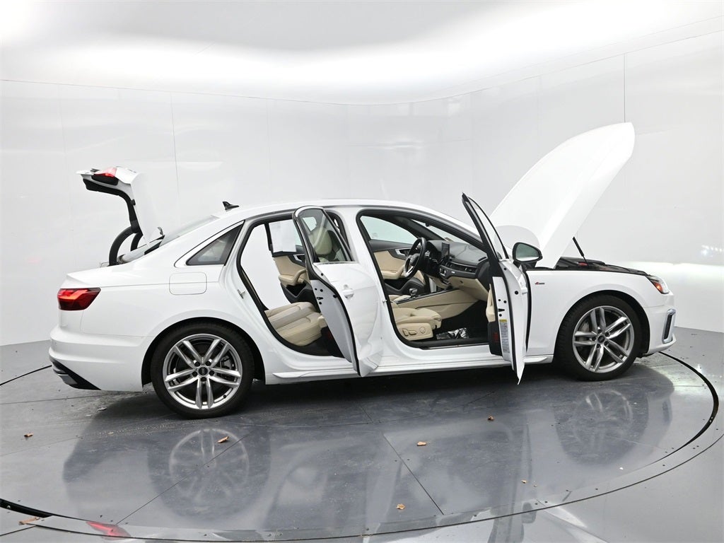 2023 Audi A4 45 S line Premium Plus quattro