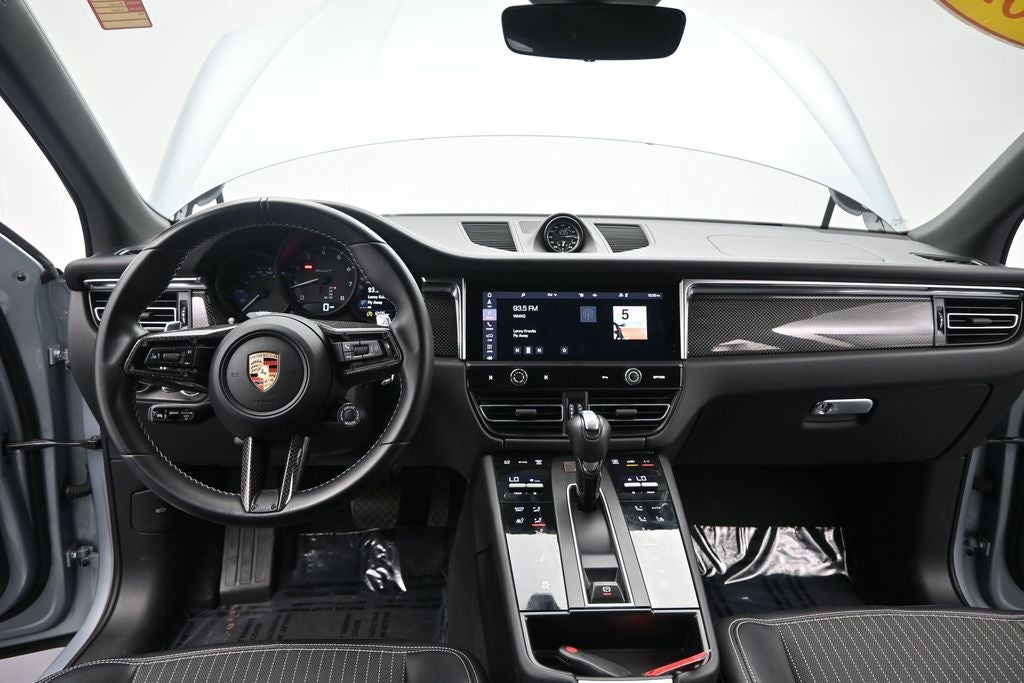 2024 Porsche Macan T