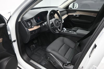 2025 Volvo XC90 B5 Plus 2025.5