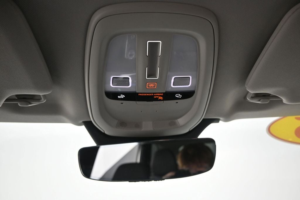 2025 Volvo XC90 B5 Plus 2025.5