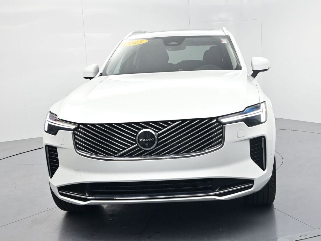 2025 Volvo XC90 B5 Plus 2025.5