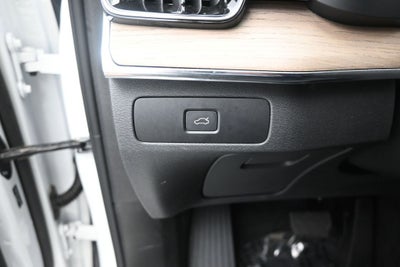 2025 Volvo XC90 B5 Plus 2025.5