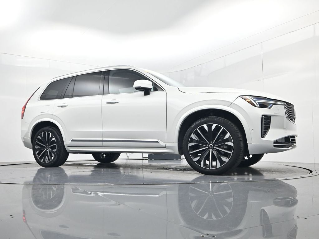 2025 Volvo XC90 B5 Plus 2025.5
