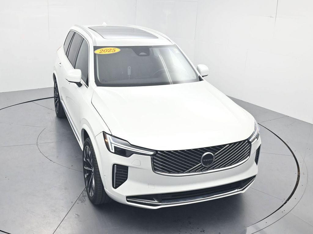 2025 Volvo XC90 B5 Plus 2025.5