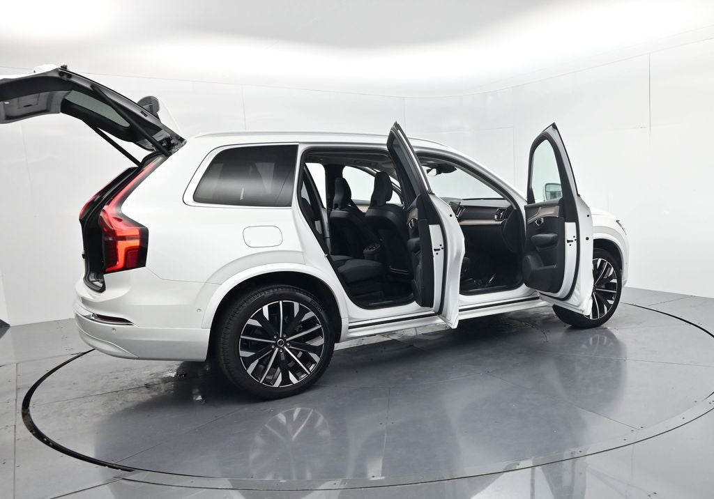2025 Volvo XC90 B5 Plus 2025.5