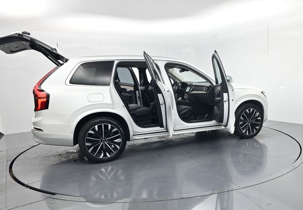 2025 Volvo XC90 B5 Plus 2025.5