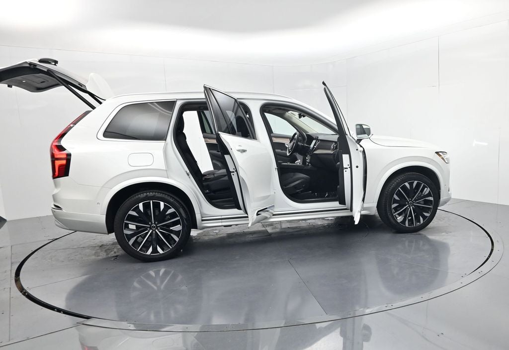 2025 Volvo XC90 B5 Plus 2025.5
