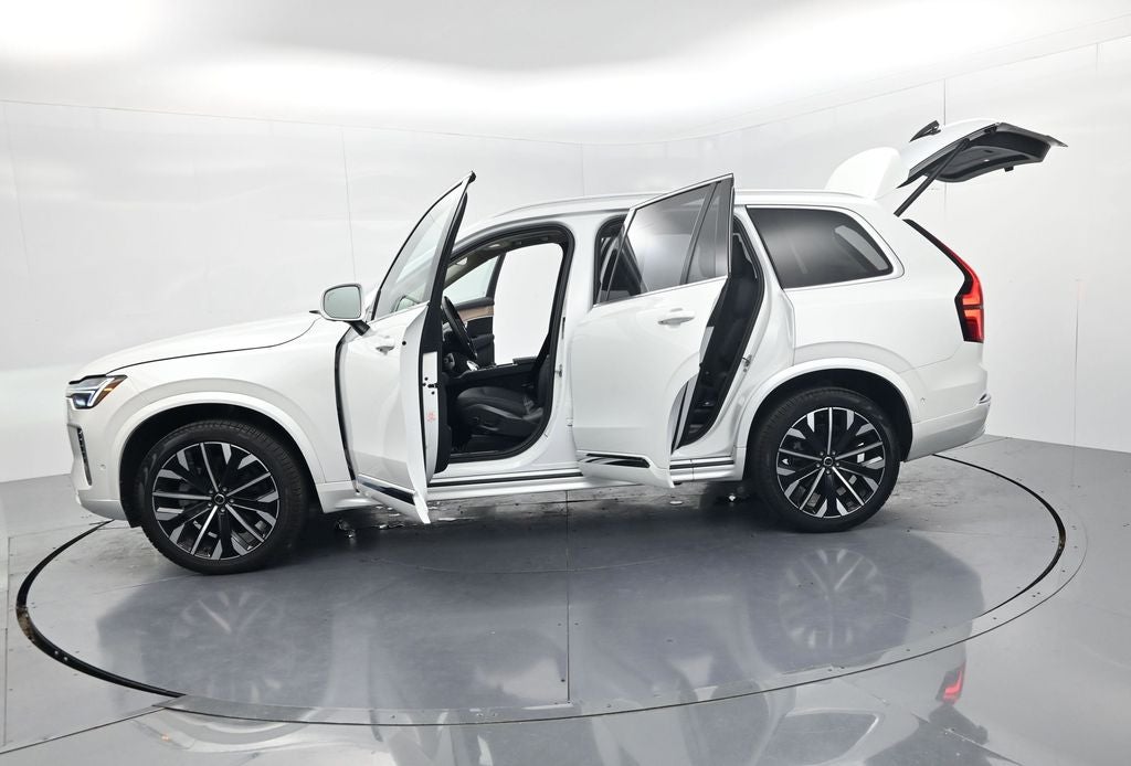 2025 Volvo XC90 B5 Plus 2025.5