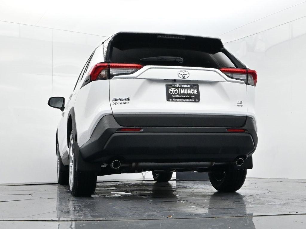 2025 Toyota RAV4 LE