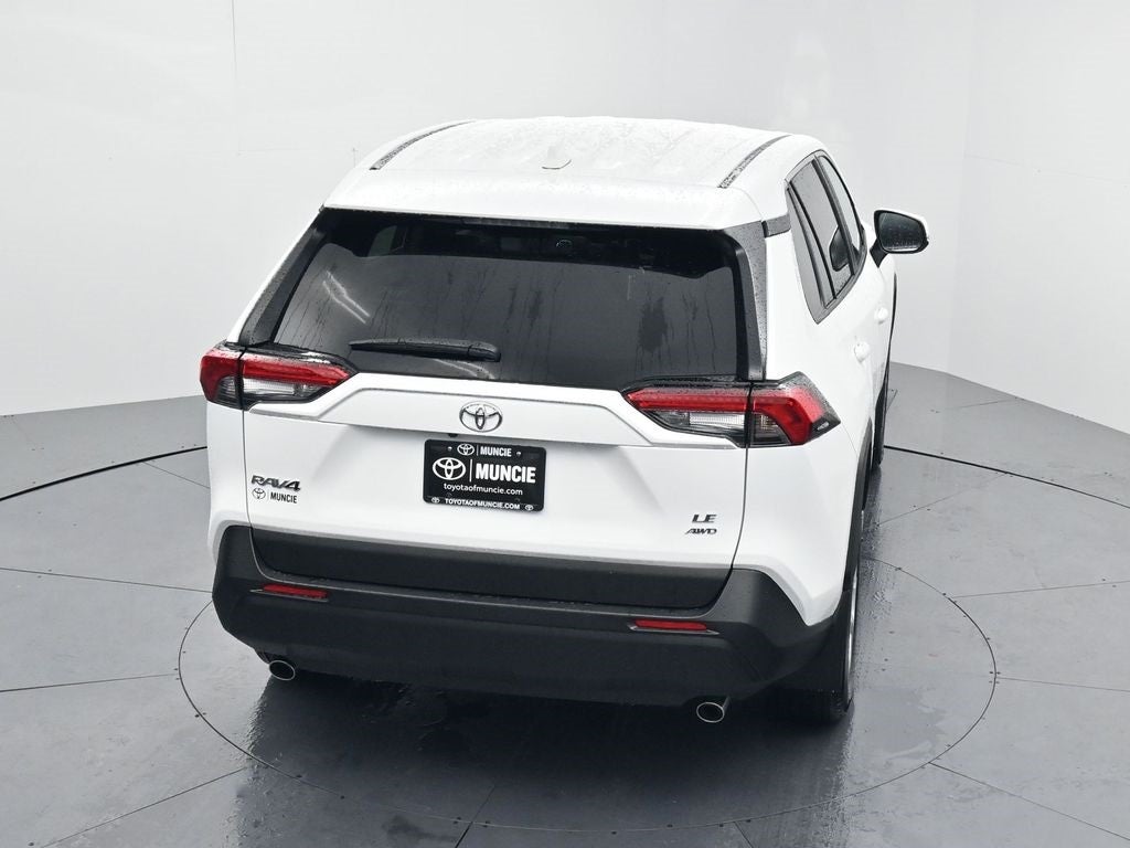 2025 Toyota RAV4 LE
