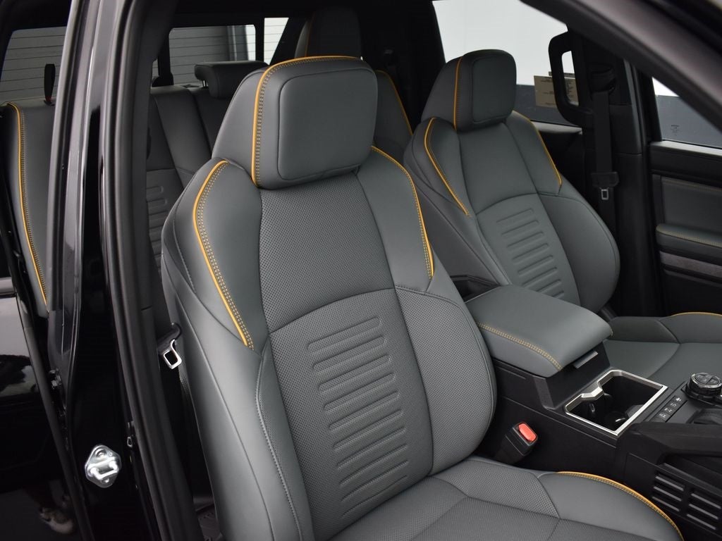 2025 Toyota Tacoma i-FORCE MAX Tacoma Trailhunter