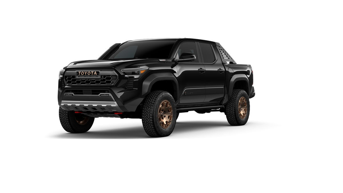 2025 Toyota Tacoma i-FORCE MAX Tacoma Trailhunter