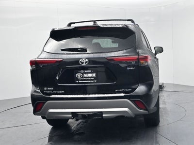 2026 Toyota Highlander Hybrid Platinum