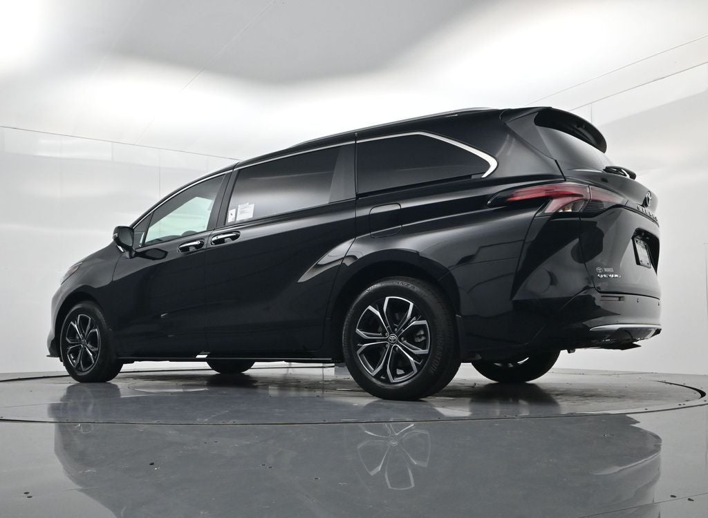 2026 Toyota Sienna Platinum