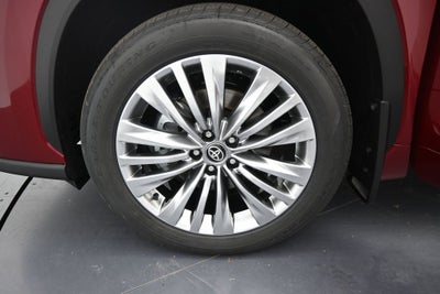 2026 Toyota Highlander Platinum