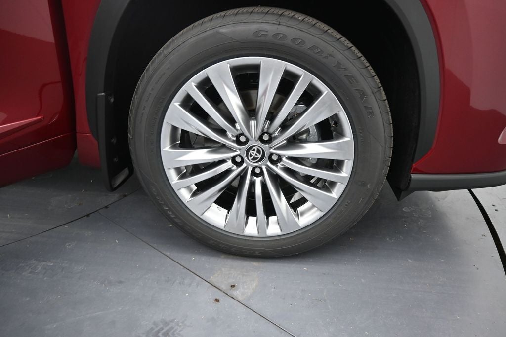 2026 Toyota Highlander Platinum