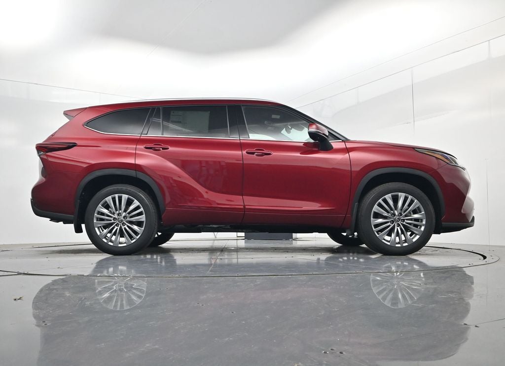 2026 Toyota Highlander Platinum