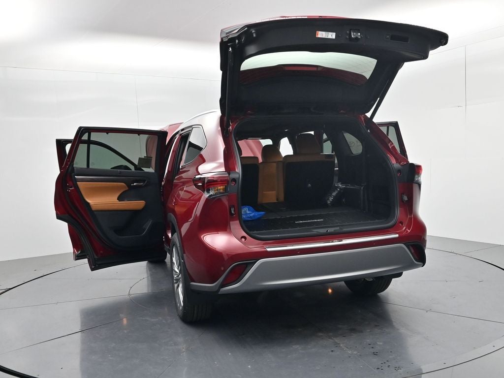 2026 Toyota Highlander Platinum