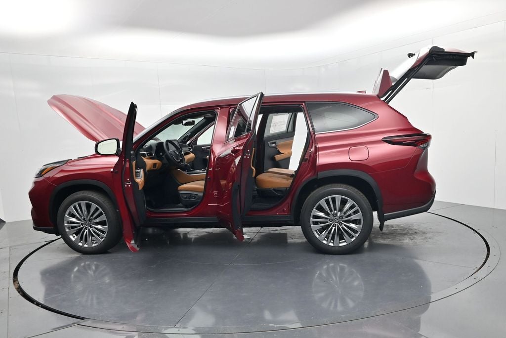 2026 Toyota Highlander Platinum