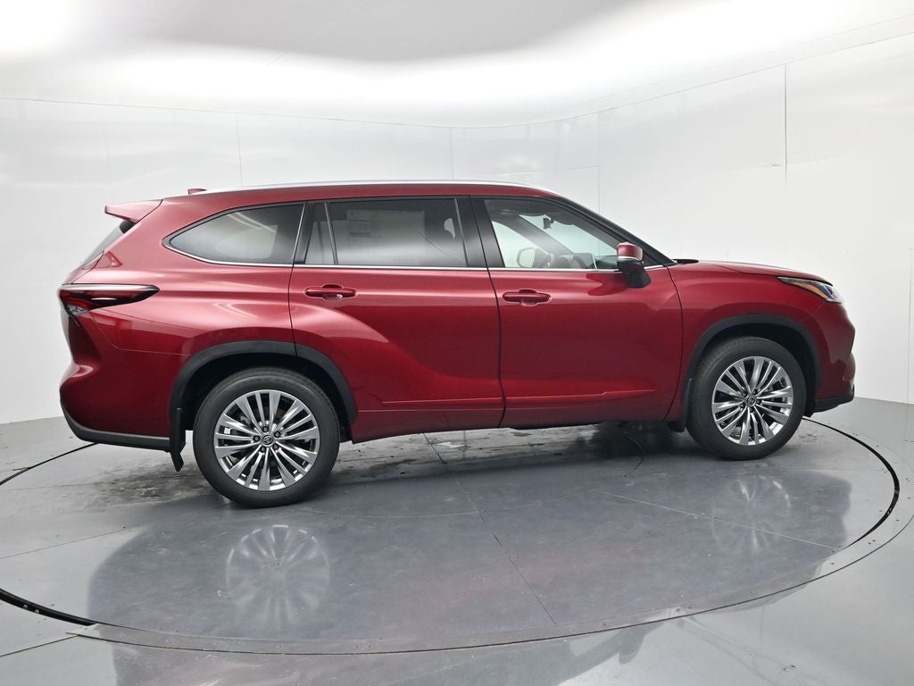 2026 Toyota Highlander Platinum