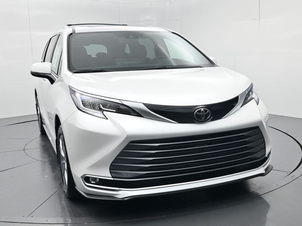 2026 Toyota Sienna Limited