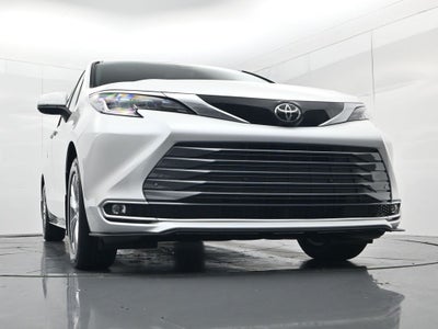 2026 Toyota Sienna Limited