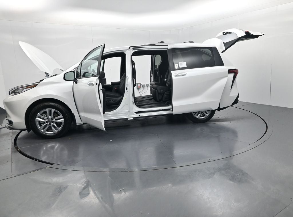 2026 Toyota Sienna Limited