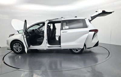 2026 Toyota Sienna Limited