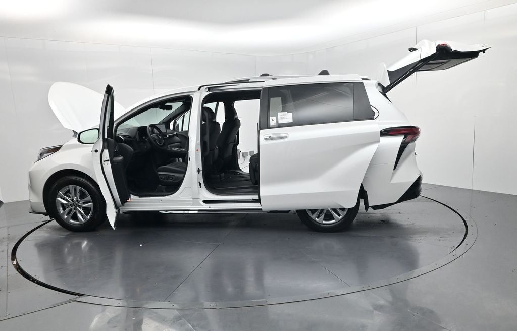 2026 Toyota Sienna Limited