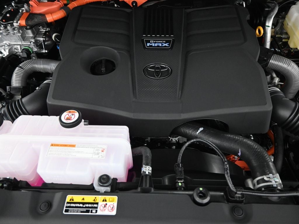 2026 Toyota Tundra i-FORCE MAX Tundra Platinum