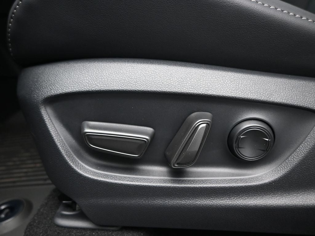 2026 Toyota Toyota Crown XLE