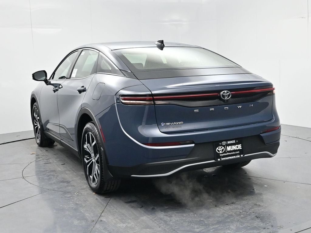 2026 Toyota Toyota Crown XLE