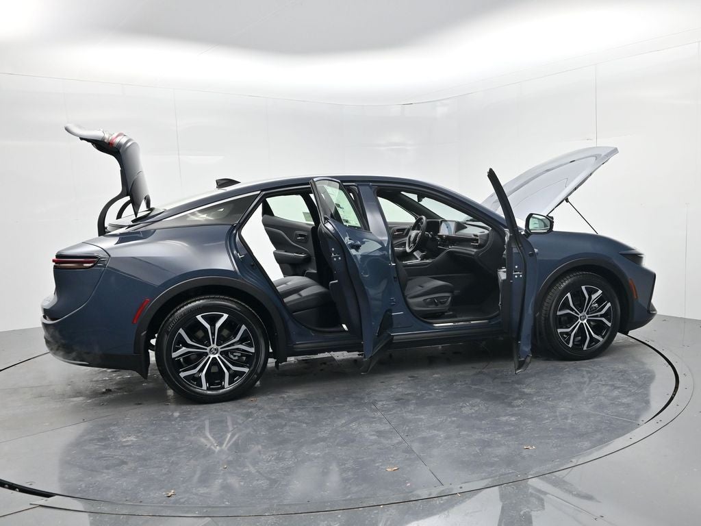 2026 Toyota Toyota Crown XLE