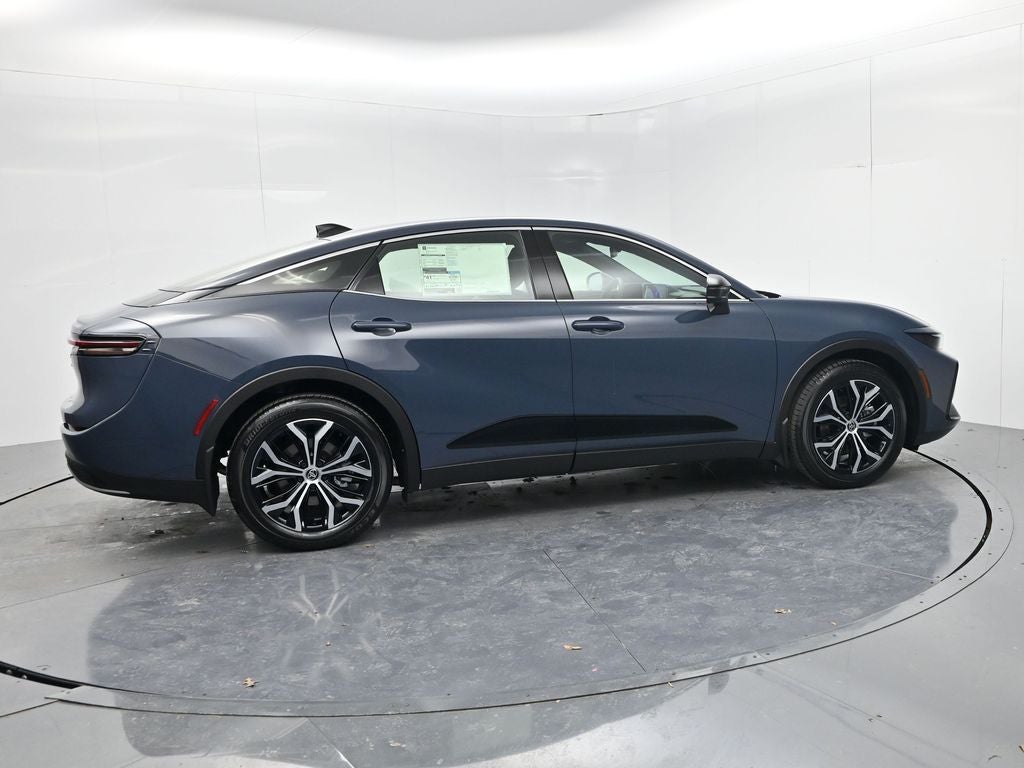 2026 Toyota Toyota Crown XLE