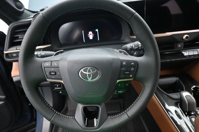 2026 Toyota Toyota Crown Signia Limited