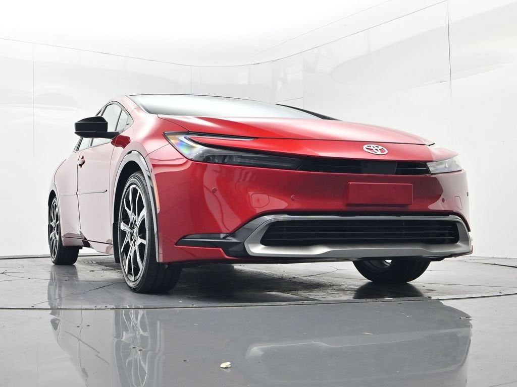2027 Toyota Prius Plug-in Hybrid XSE Premium