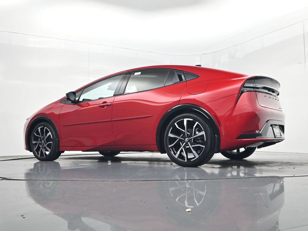 2027 Toyota Prius Plug-in Hybrid XSE Premium